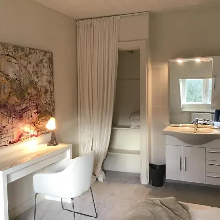 Brandy's Homestay The Hague